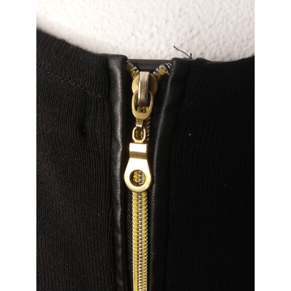 Zara Black FauxLeather SleeveTop Women’sSmall Short SleeveKnitBlouse w/Gold Zipp - Picture 6 of 7